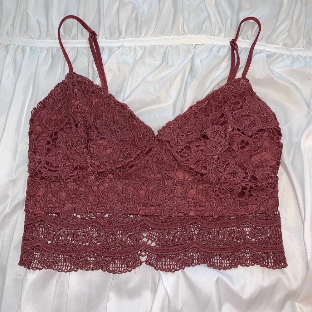 Kendall & Kylie lace crop top